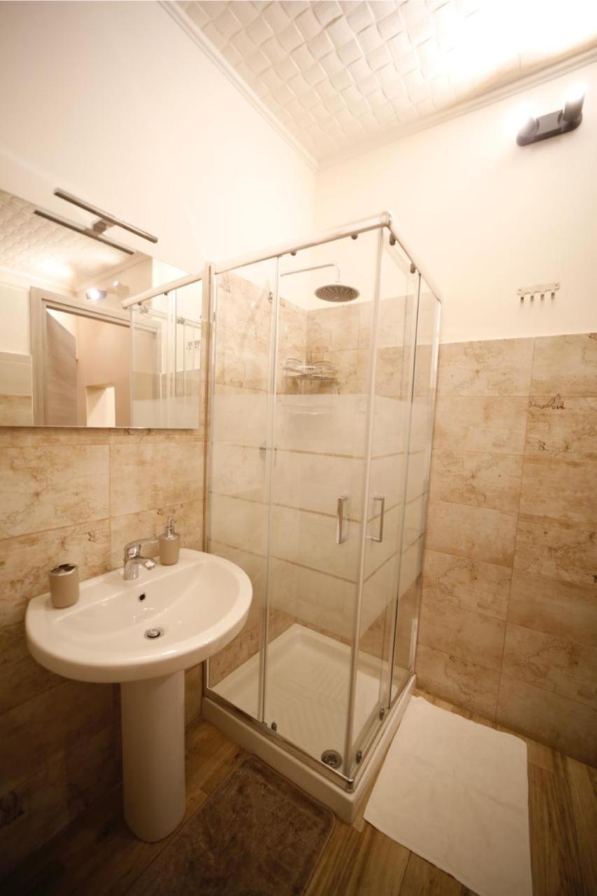 La Torre Del Duomo Apartment Catania Bagian luar foto